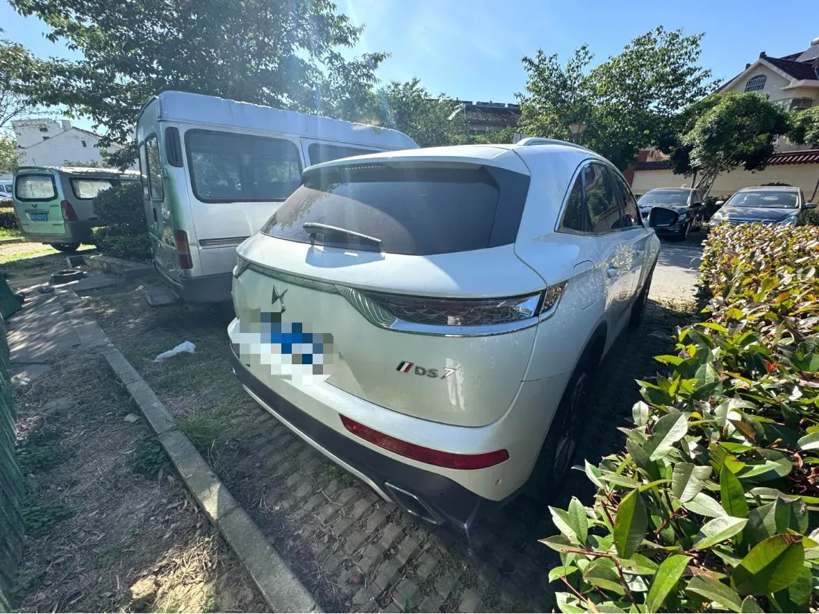 2018 DS 7 1.6T 220HP L4 8AT,autocango,china used car exporter,china ev exporter,chinese used car exporter,chinese used ev exporter