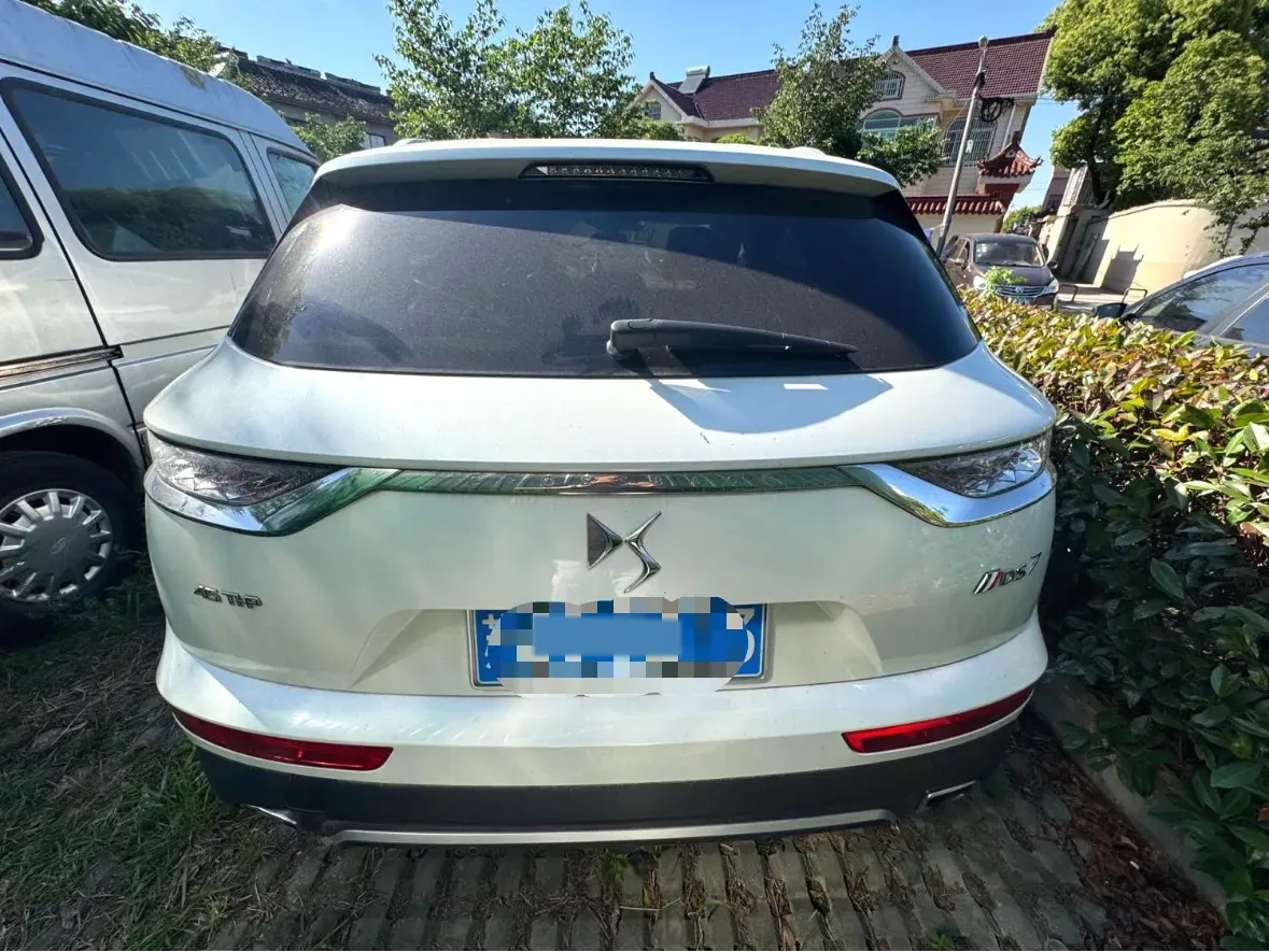 2018 DS 7 1.6T 220HP L4 8AT,autocango,china used car exporter,china ev exporter,chinese used car exporter,chinese used ev exporter