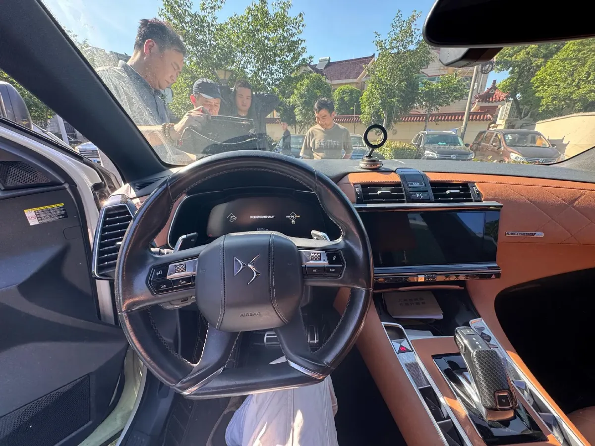 2018 DS 7 1.6T 220HP L4 8AT,autocango,china used car exporter,china ev exporter,chinese used car exporter,chinese used ev exporter