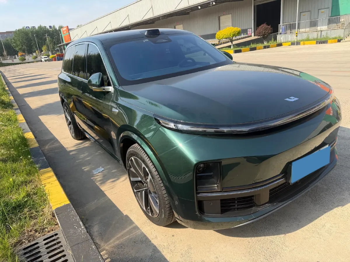 2022 Li L9 Range Extended 154HP REEV 42.6KWH,autocango,china used car exporter,china ev exporter,chinese used car exporter,chinese used ev exporter