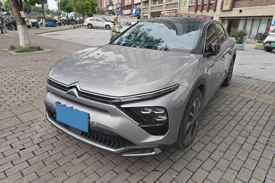 2024 Citroen C5 X 1.6T 175HP L4 8AT,autocango,china used car exporter,china ev exporter,chinese used car exporter,chinese used ev exporter