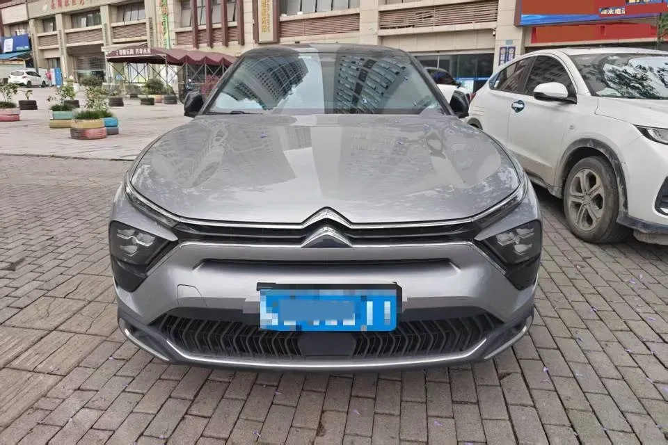 2024 Citroen C5 X 1.6T 175HP L4 8AT,autocango,china used car exporter,china ev exporter,chinese used car exporter,chinese used ev exporter