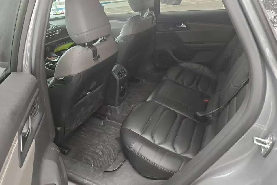 2024 Citroen C5 X 1.6T 175HP L4 8AT,autocango,china used car exporter,china ev exporter,chinese used car exporter,chinese used ev exporter