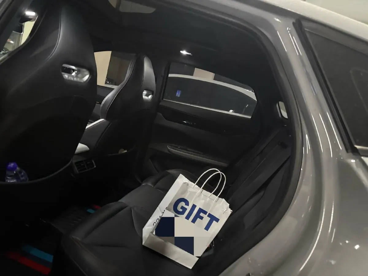 2023 ChangAn UNI-V 1.5T 188HP L4 7DCT,autocango,china used car exporter,china ev exporter,chinese used car exporter,chinese used ev exporter