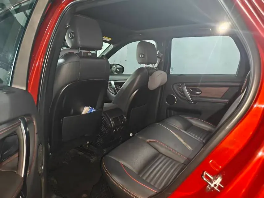 2020 Land Rover Discovery Sport 2.0T 249HP L4 9AT,autocango,china used car exporter,china ev exporter,chinese used car exporter,chinese used ev exporter