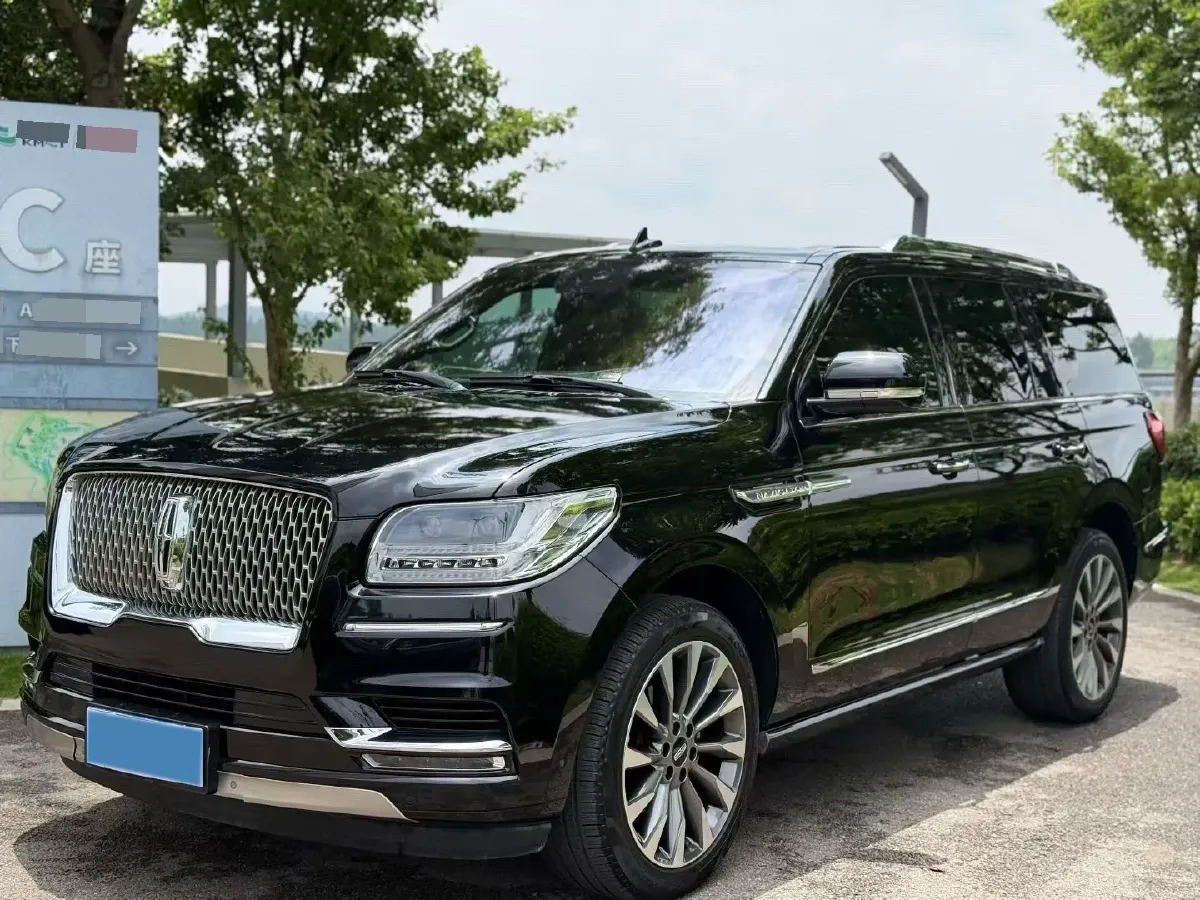 2018 Lincoln Navigator 3.5T 415HP V6 10AT,autocango,china used car exporter,china ev exporter,chinese used car exporter,chinese used ev exporter