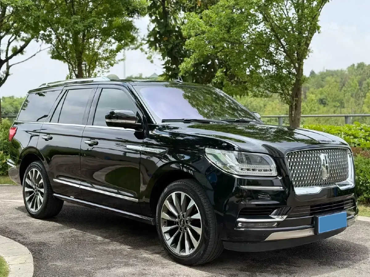 2018 Lincoln Navigator 3.5T 415HP V6 10AT,autocango,china used car exporter,china ev exporter,chinese used car exporter,chinese used ev exporter