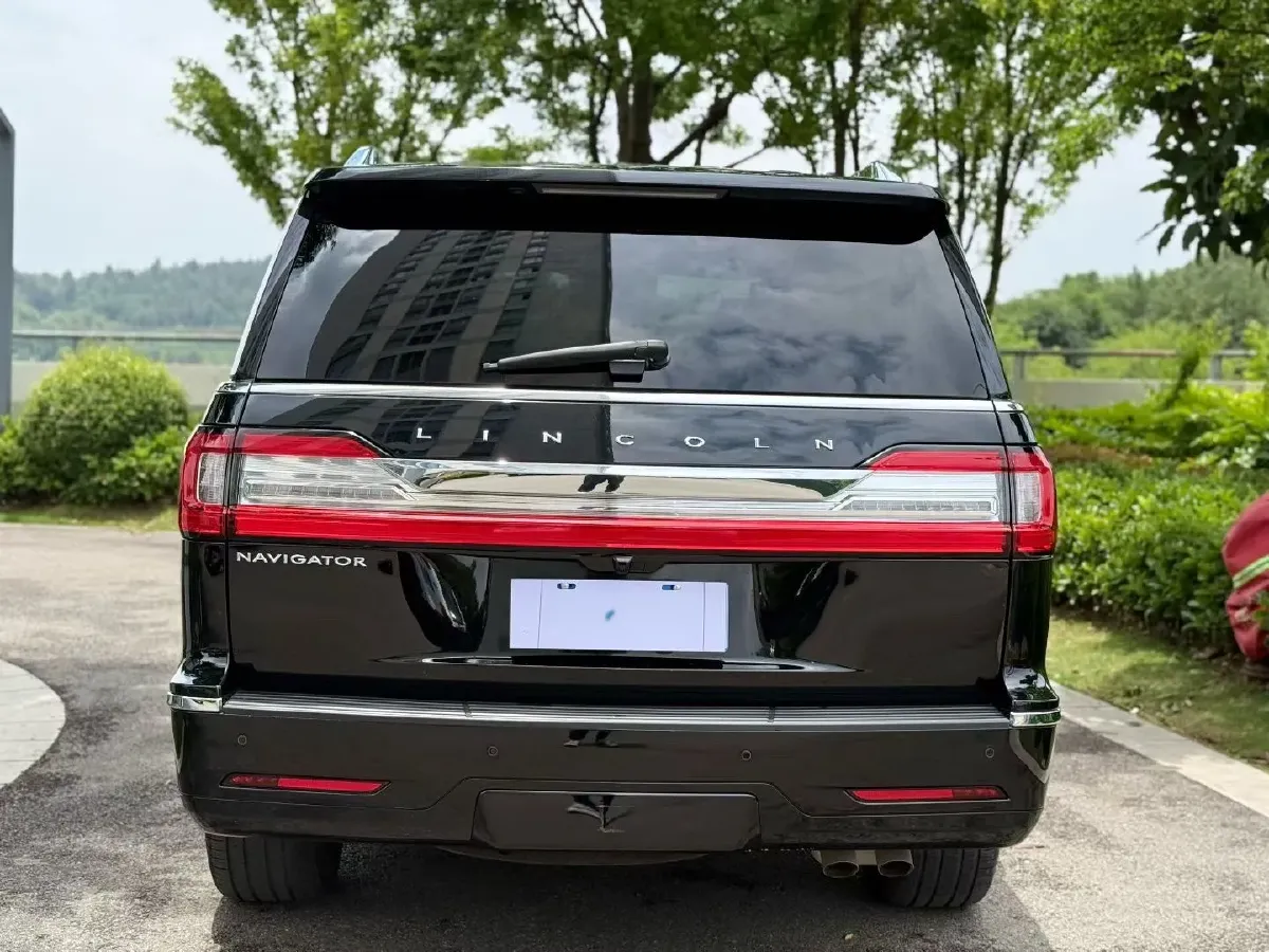 2018 Lincoln Navigator 3.5T 415HP V6 10AT,autocango,china used car exporter,china ev exporter,chinese used car exporter,chinese used ev exporter