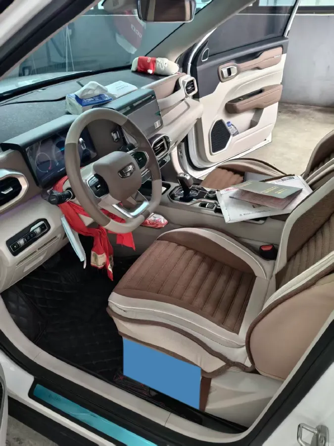 2020 Geely ICON 1.5T 177HP L3 7DCT,autocango,china used car exporter,china ev exporter,chinese used car exporter,chinese used ev exporter