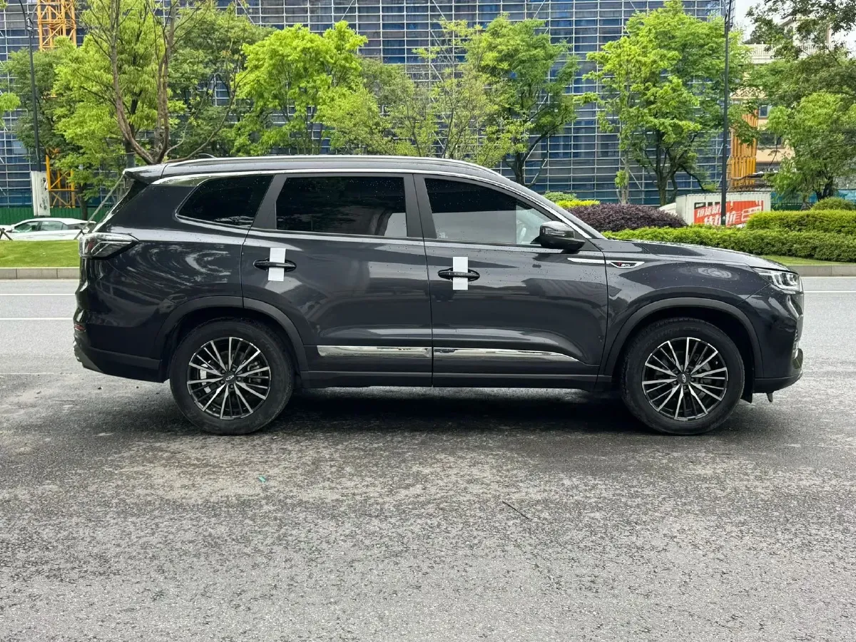 2022 Chery Tiggo 8 Plus 1.6T 197HP L4 7DCT,autocango,china used car exporter,china ev exporter,chinese used car exporter,chinese used ev exporter