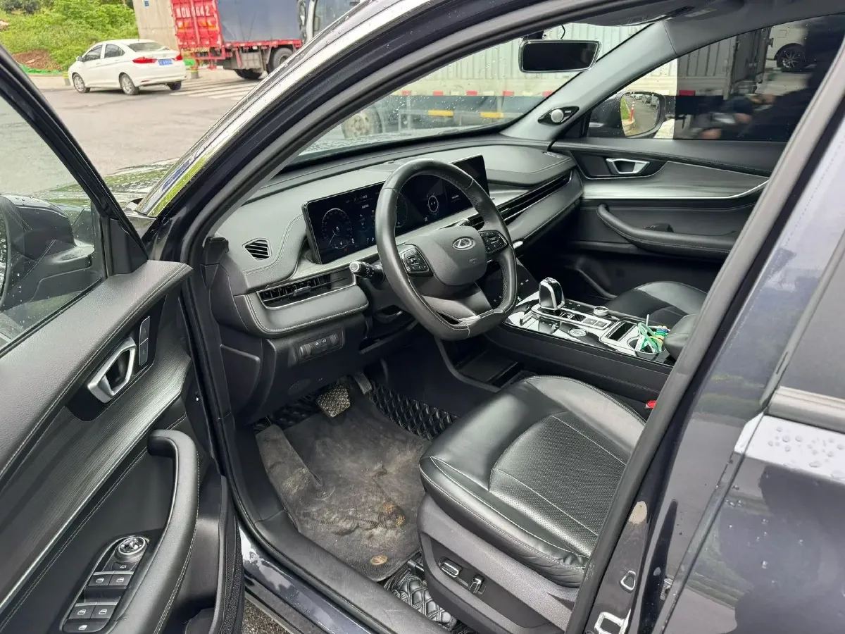 2022 Chery Tiggo 8 Plus 1.6T 197HP L4 7DCT,autocango,china used car exporter,china ev exporter,chinese used car exporter,chinese used ev exporter