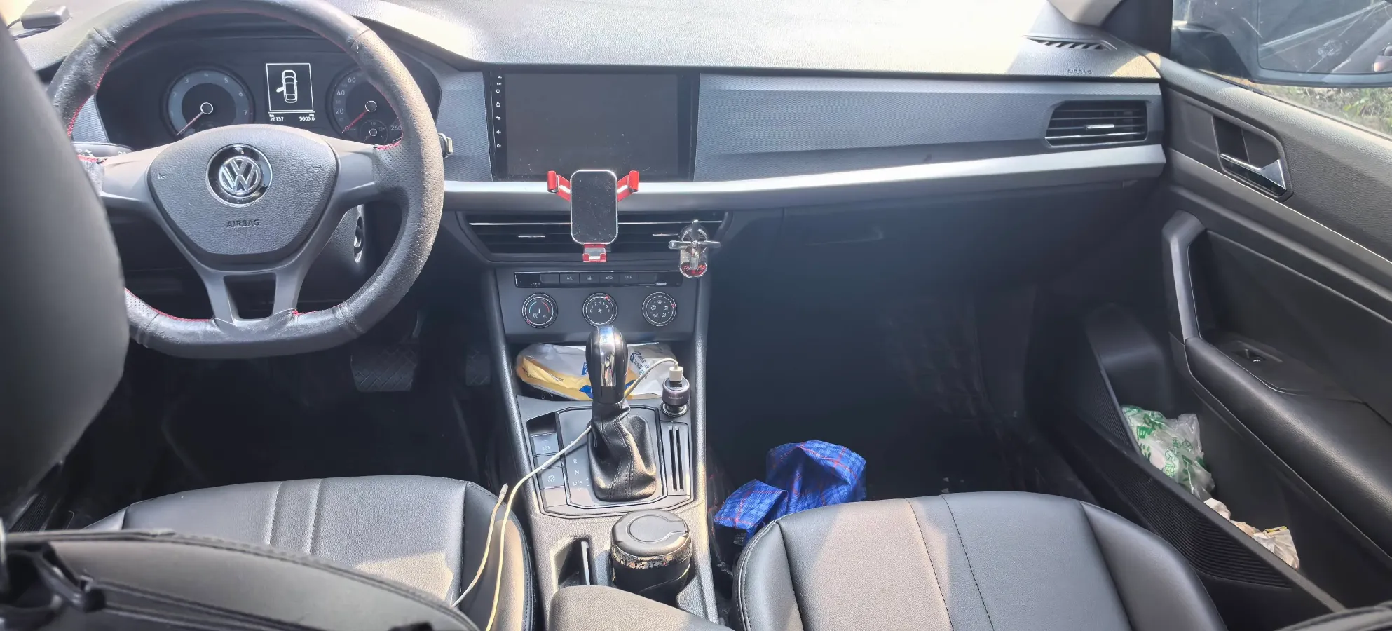 2018 Landwind XiaoYao 1.5T 163HP L4 CVT,autocango,china used car exporter,china ev exporter,chinese used car exporter,chinese used ev exporter