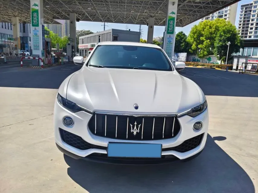 2018 Maserati Levante 3.0T 350HP V6 8AT,autocango,china used car exporter,china ev exporter,chinese used car exporter,chinese used ev exporter