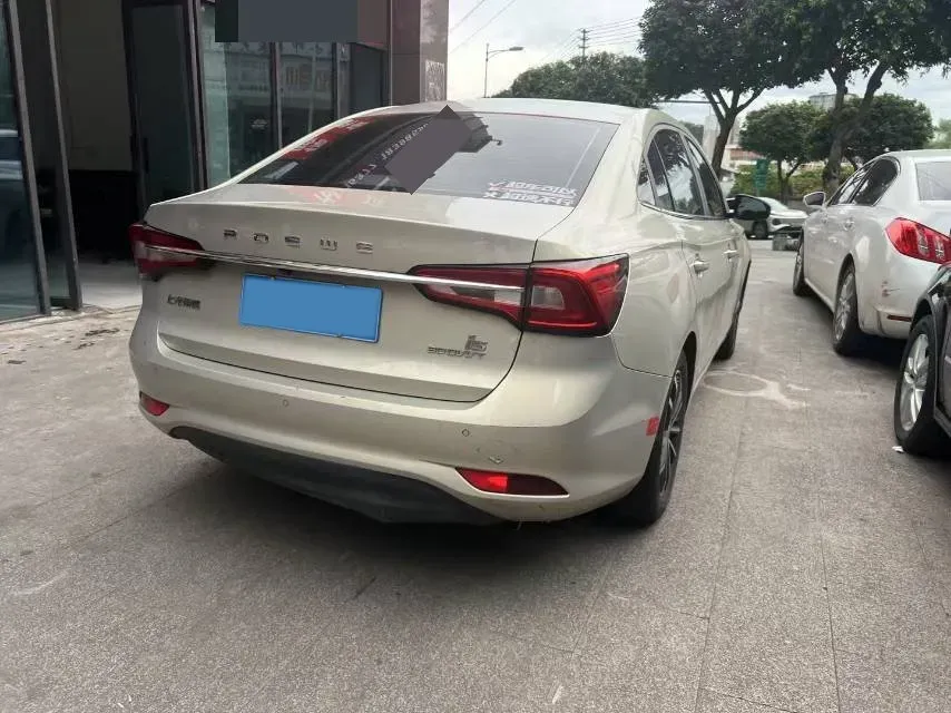 2020 Roewe i5 1.5L 120HP L4 CVT,autocango,china used car exporter,china ev exporter,chinese used car exporter,chinese used ev exporter