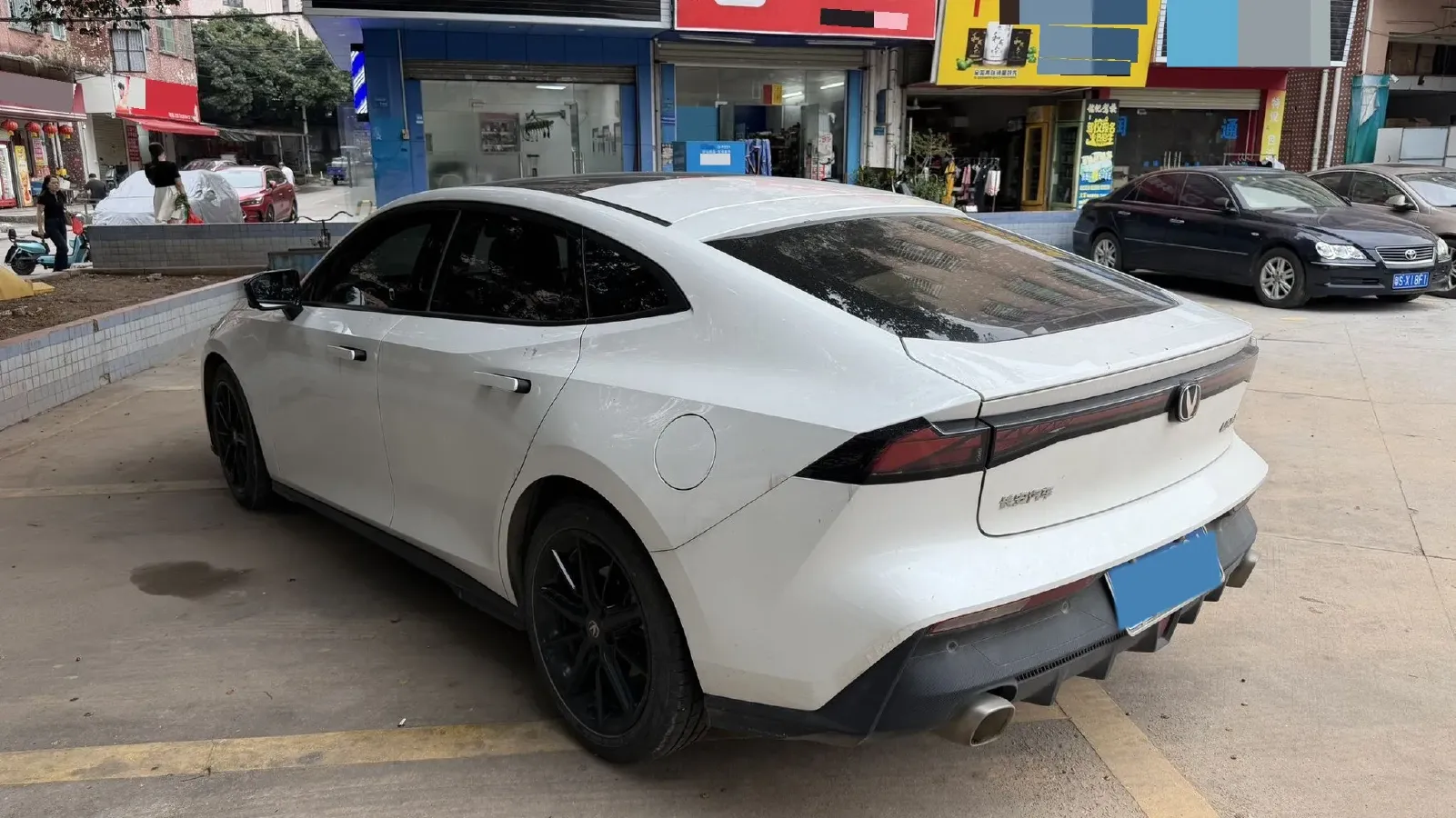 2022 ChangAn UNI-V 1.5T 188HP L4 7DCT,autocango,china used car exporter,china ev exporter,chinese used car exporter,chinese used ev exporter