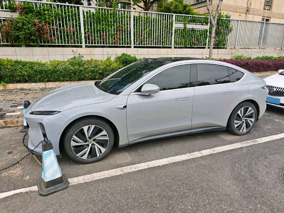 2024 NIO ET5 BEV 75KWH,autocango,china used car exporter,china ev exporter,chinese used car exporter,chinese used ev exporter