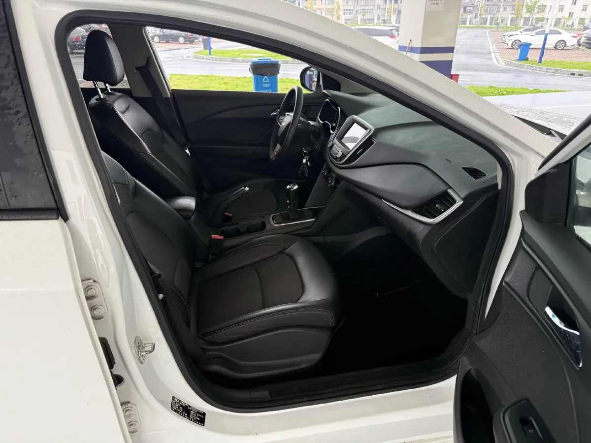 2016 Chevrolet Cavalier 1.5L 113HP L4 5MT,autocango,china used car exporter,china ev exporter,chinese used car exporter,chinese used ev exporter