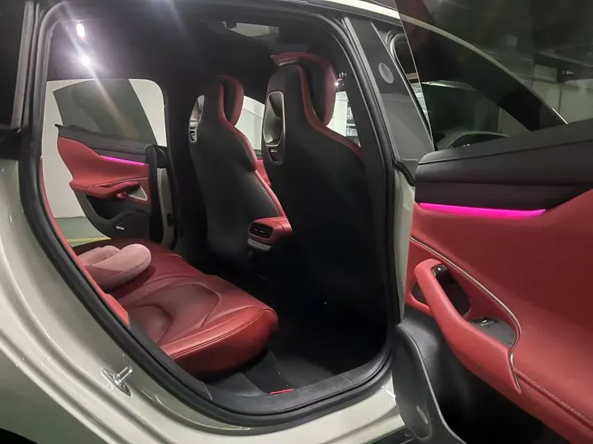2024 MI SU7 BEV 73.6KWH,autocango,china used car exporter,china ev exporter,chinese used car exporter,chinese used ev exporter