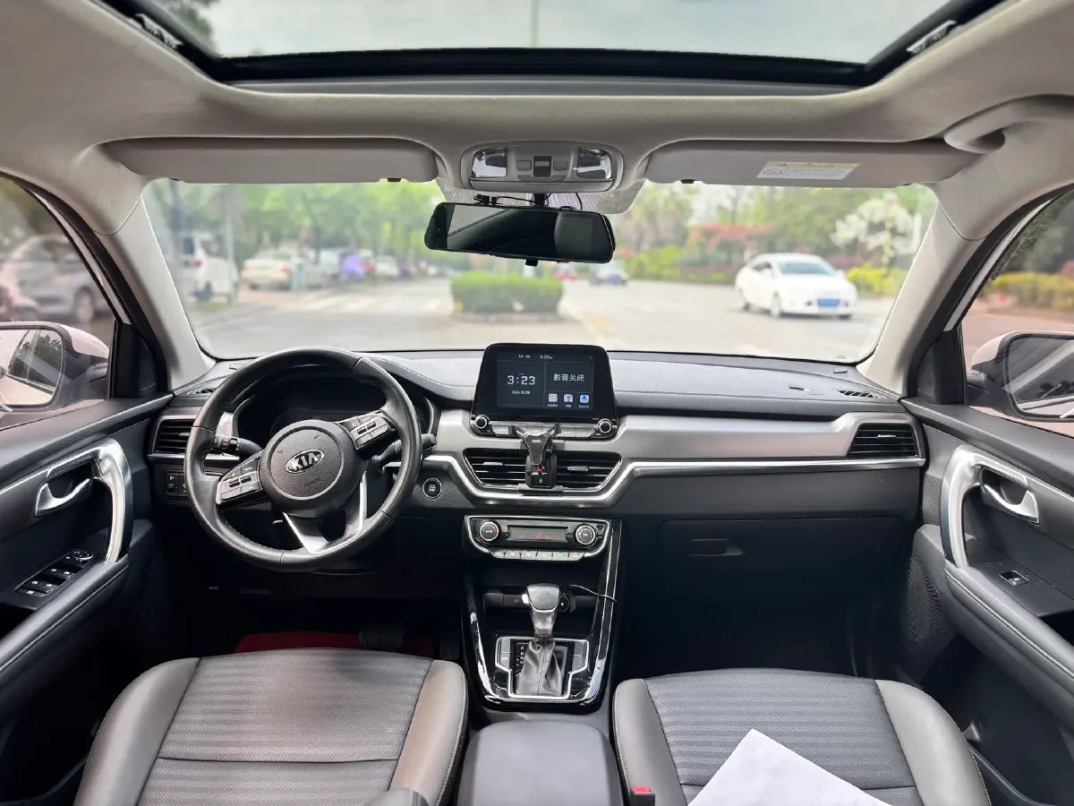 2018 Kia Sportage R 2.0L 160HP L4 6AT,autocango,china used car exporter,china ev exporter,chinese used car exporter,chinese used ev exporter