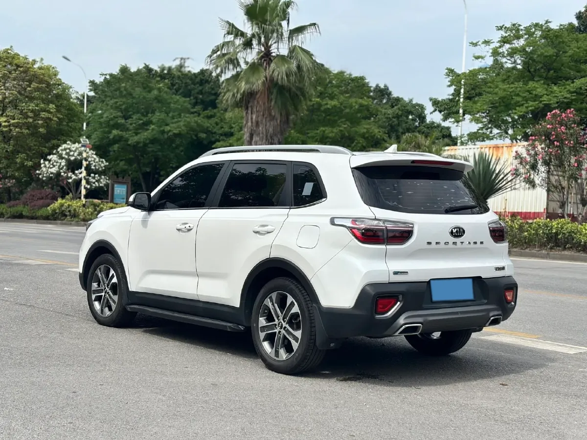 2018 Kia Sportage R 2.0L 160HP L4 6AT,autocango,china used car exporter,china ev exporter,chinese used car exporter,chinese used ev exporter
