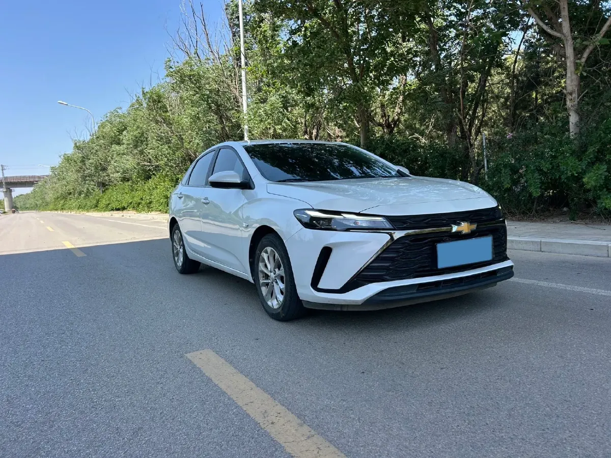 2024 Chevrolet Monza 1.5L 113HP L4 6DCT,autocango,china used car exporter,china ev exporter,chinese used car exporter,chinese used ev exporter