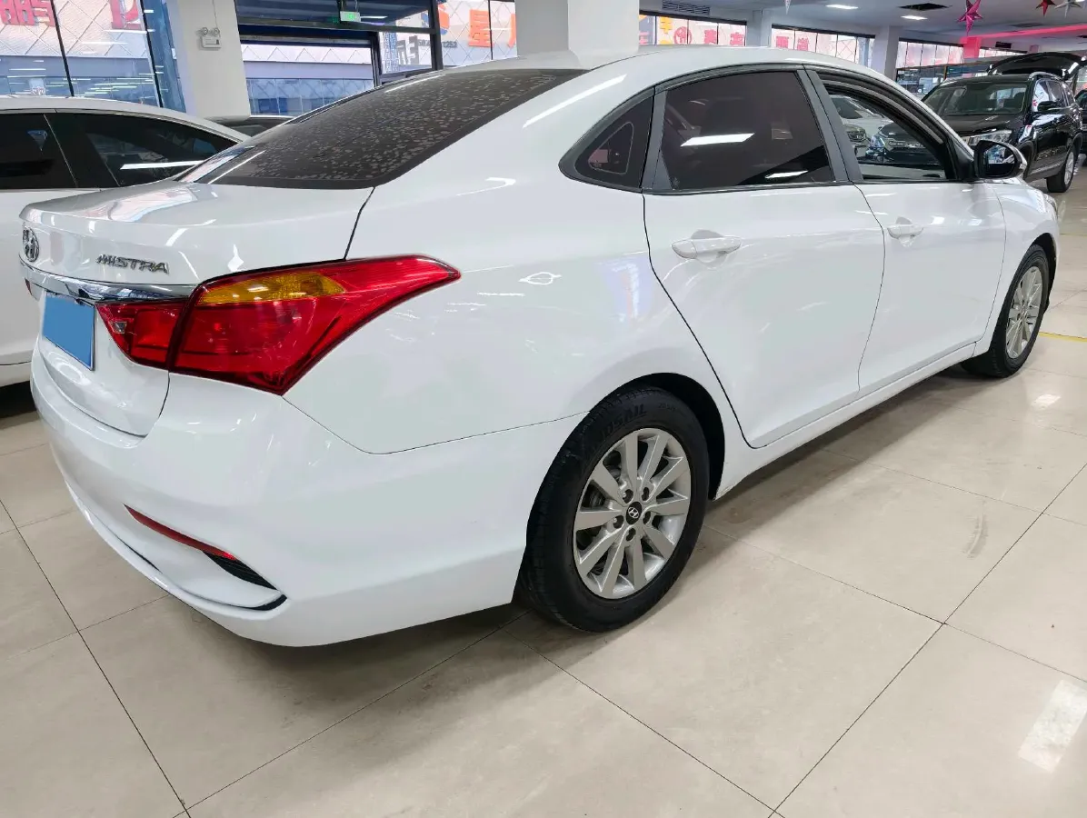 2017 Hyundai Mistra 1.8L 143HP L4 6MT,autocango,china used car exporter,china ev exporter,chinese used car exporter,chinese used ev exporter