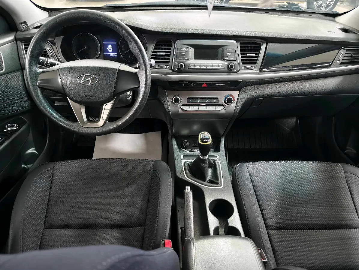 2017 Hyundai Mistra 1.8L 143HP L4 6MT,autocango,china used car exporter,china ev exporter,chinese used car exporter,chinese used ev exporter