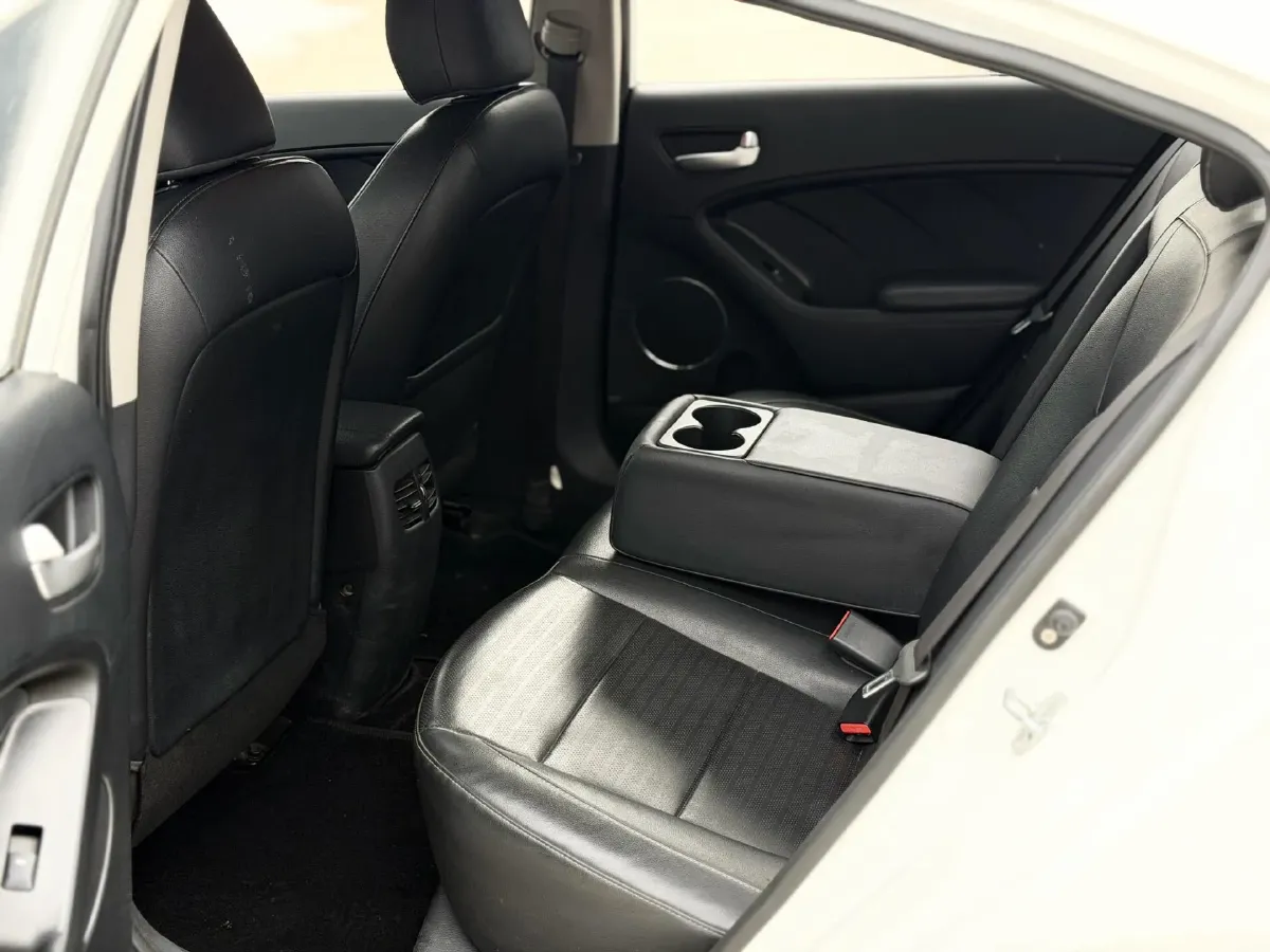 2017 Kia K3 1.6L 128HP L4 6AT,autocango,china used car exporter,china ev exporter,chinese used car exporter,chinese used ev exporter