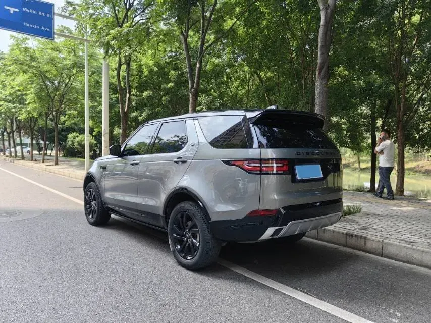 2020 Land Rover Discovery 2.0T 300HP L4 8AT,autocango,china used car exporter,china ev exporter,chinese used car exporter,chinese used ev exporter