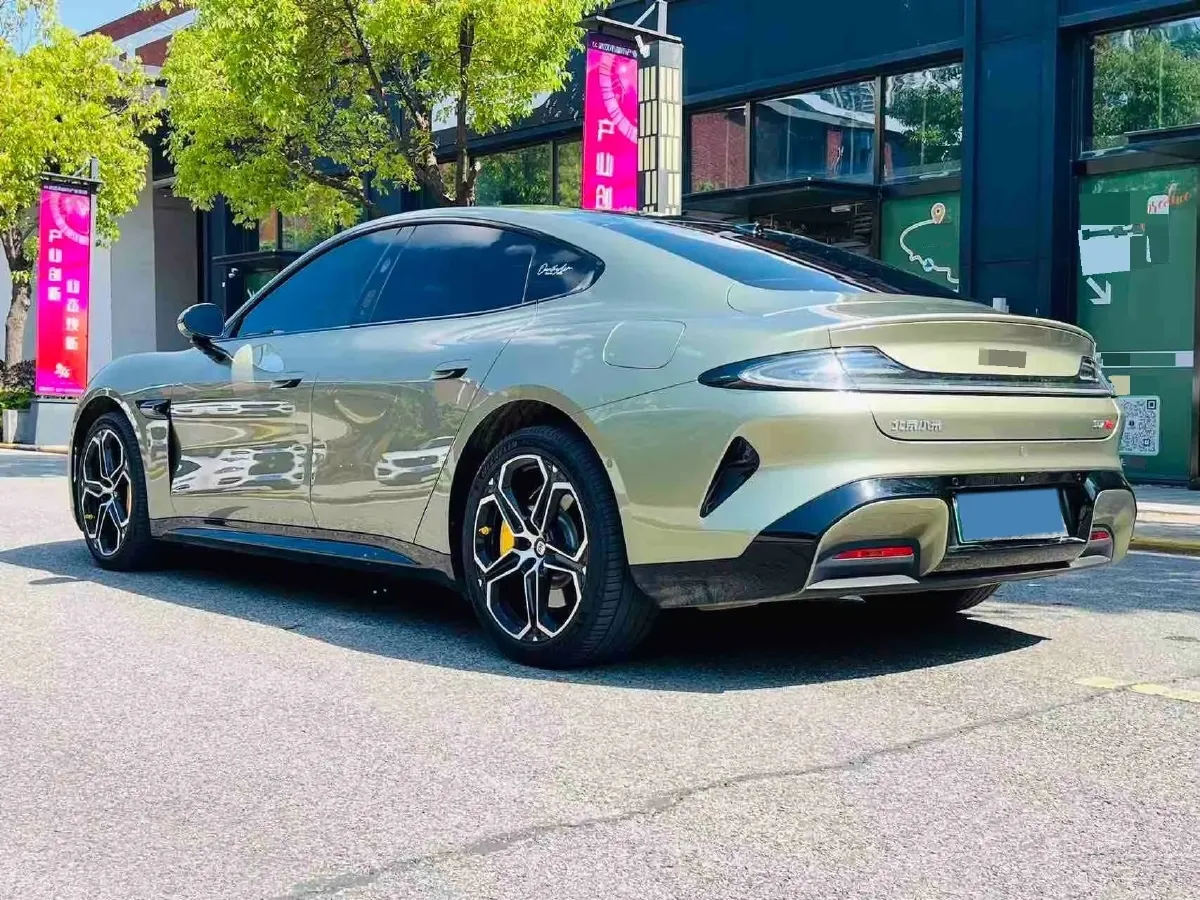 2024 MI SU7 BEV 101KWH,autocango,china used car exporter,china ev exporter,chinese used car exporter,chinese used ev exporter