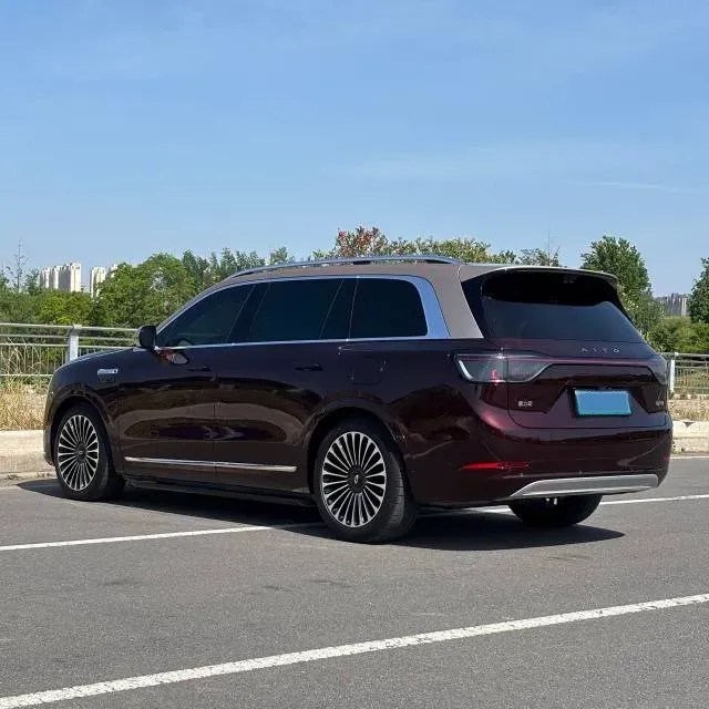 2025 AITO AITO M9 REEV 160HP REEV 52KWH,autocango,china used car exporter,china ev exporter,chinese used car exporter,chinese used ev exporter