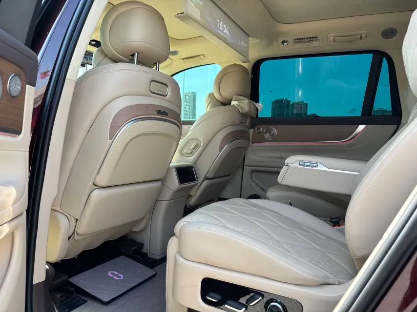 2025 AITO AITO M9 REEV 160HP REEV 52KWH,autocango,china used car exporter,china ev exporter,chinese used car exporter,chinese used ev exporter