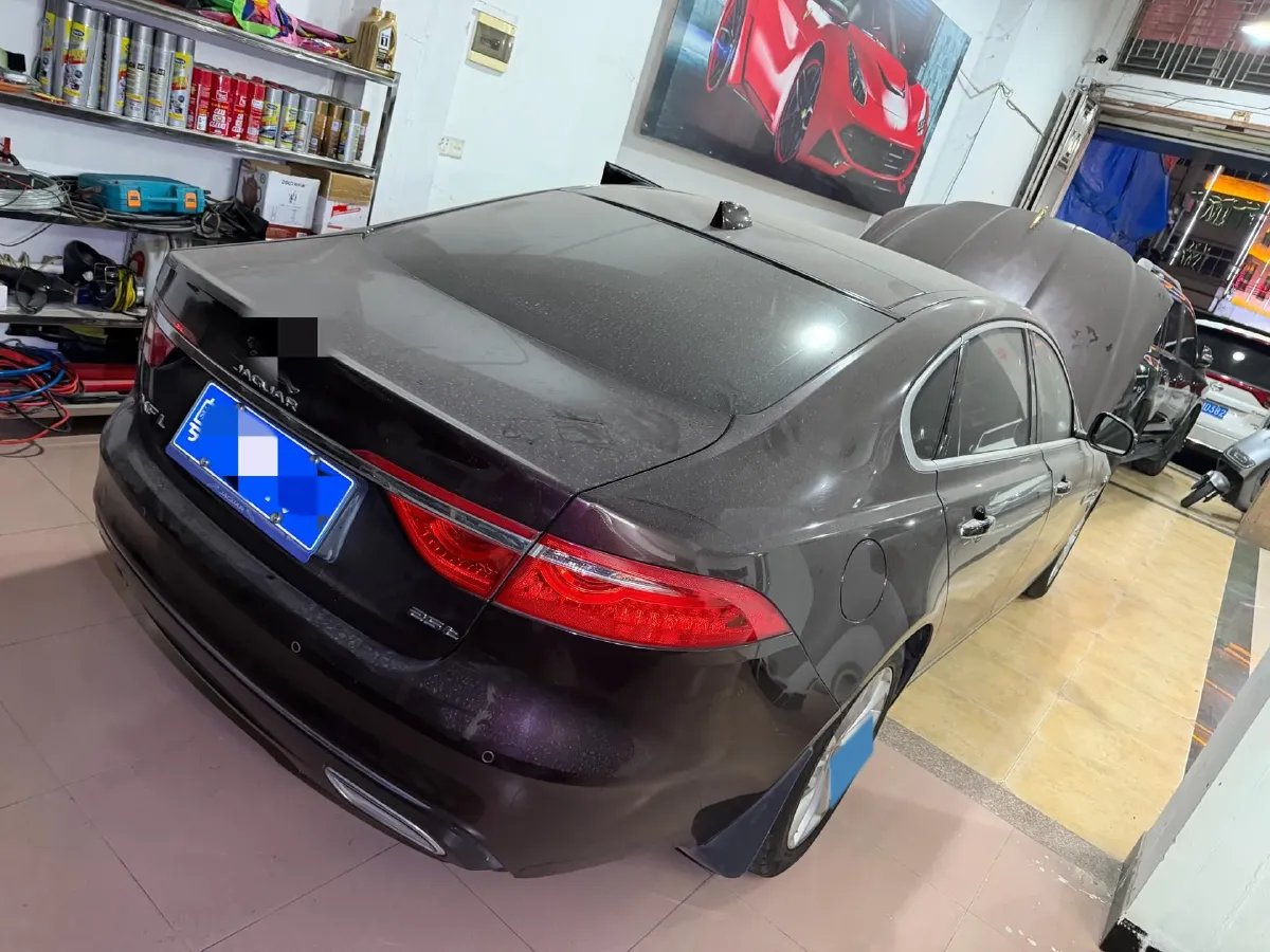 2020 Jaguar XFL 2.0T 250HP L4 8AT,autocango,china used car exporter,china ev exporter,chinese used car exporter,chinese used ev exporter