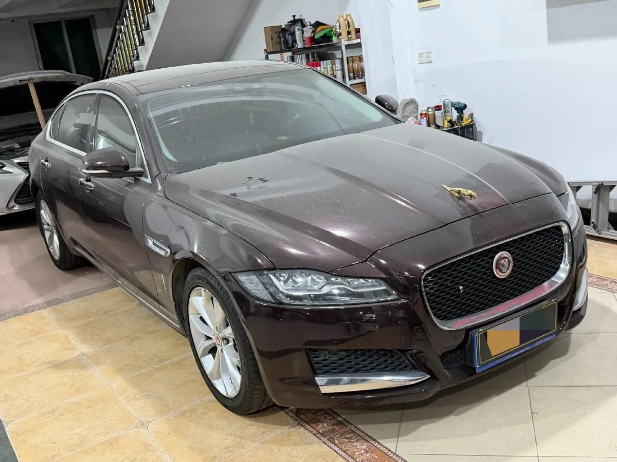 2020 Jaguar XFL 2.0T 250HP L4 8AT,autocango,china used car exporter,china ev exporter,chinese used car exporter,chinese used ev exporter
