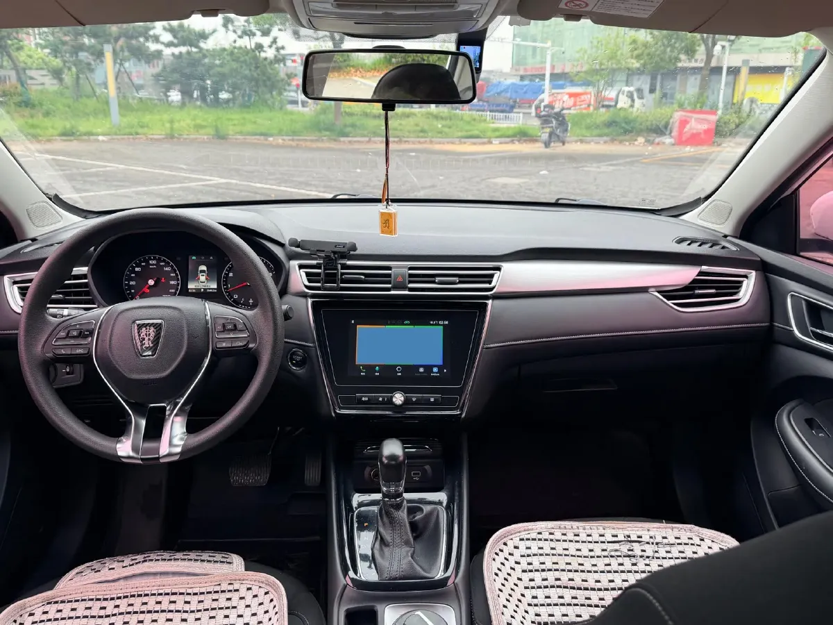 2019 Roewe i5 1.5L 120HP L4 CVT,autocango,china used car exporter,china ev exporter,chinese used car exporter,chinese used ev exporter