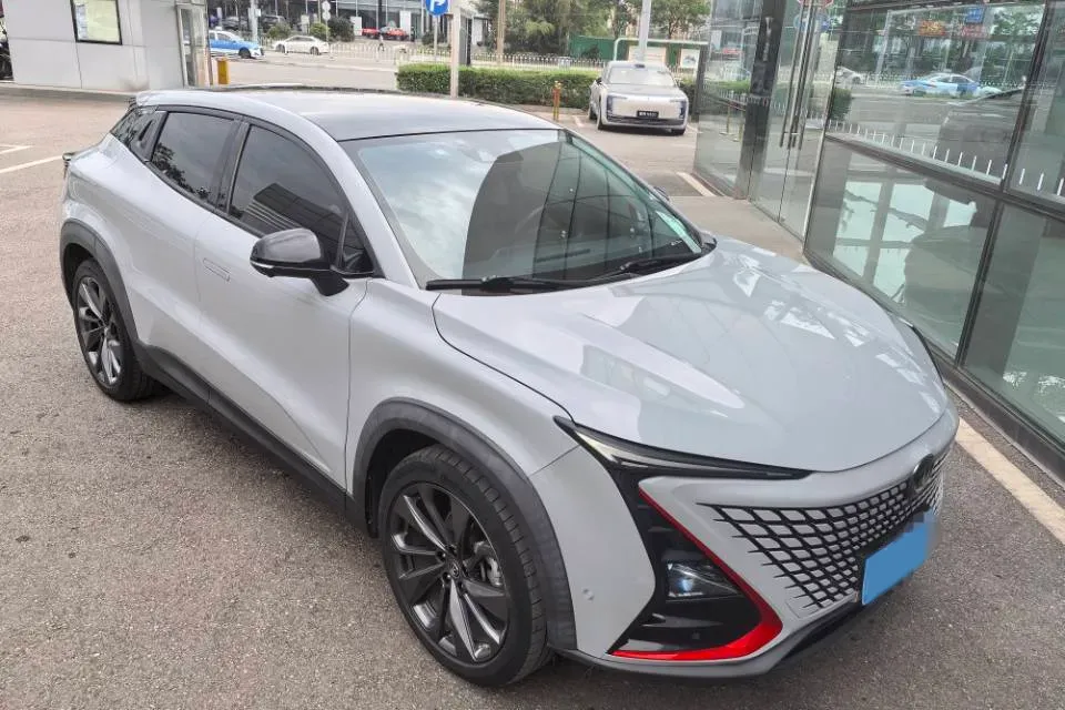 2020 ChangAn UNI-T 1.5T 180HP L4 7DCT,autocango,china used car exporter,china ev exporter,chinese used car exporter,chinese used ev exporter