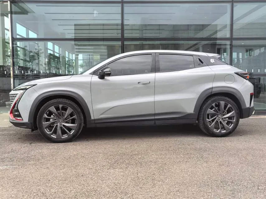 2020 ChangAn UNI-T 1.5T 180HP L4 7DCT,autocango,china used car exporter,china ev exporter,chinese used car exporter,chinese used ev exporter