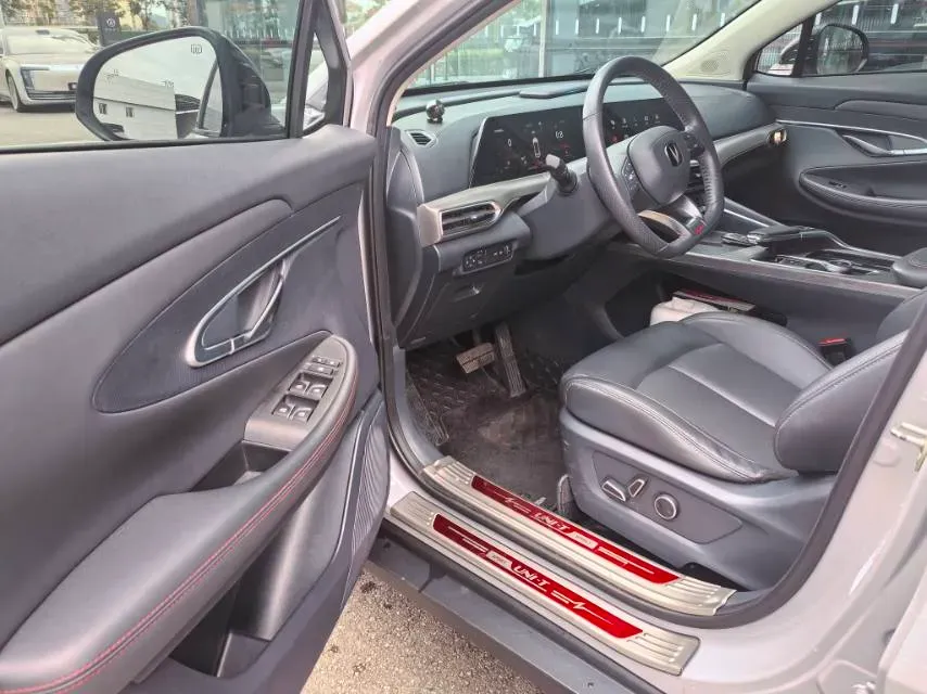 2020 ChangAn UNI-T 1.5T 180HP L4 7DCT,autocango,china used car exporter,china ev exporter,chinese used car exporter,chinese used ev exporter