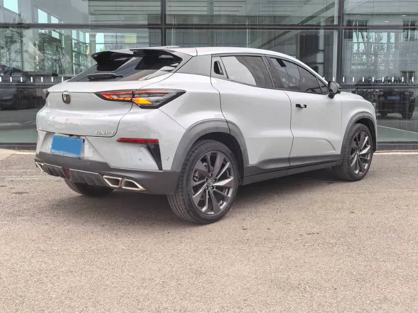 2020 ChangAn UNI-T 1.5T 180HP L4 7DCT,autocango,china used car exporter,china ev exporter,chinese used car exporter,chinese used ev exporter