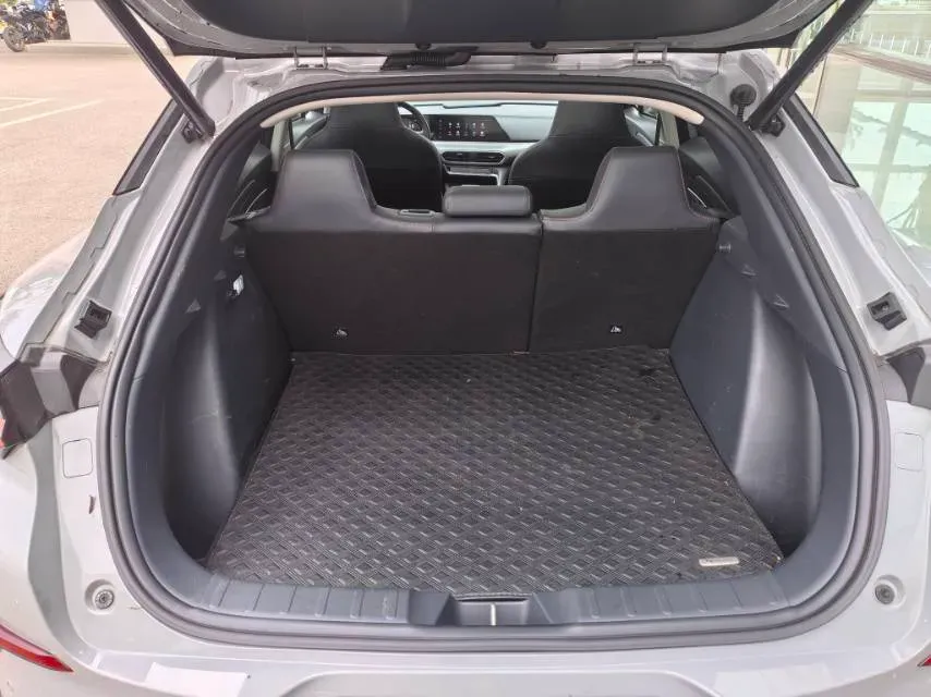 2020 ChangAn UNI-T 1.5T 180HP L4 7DCT,autocango,china used car exporter,china ev exporter,chinese used car exporter,chinese used ev exporter