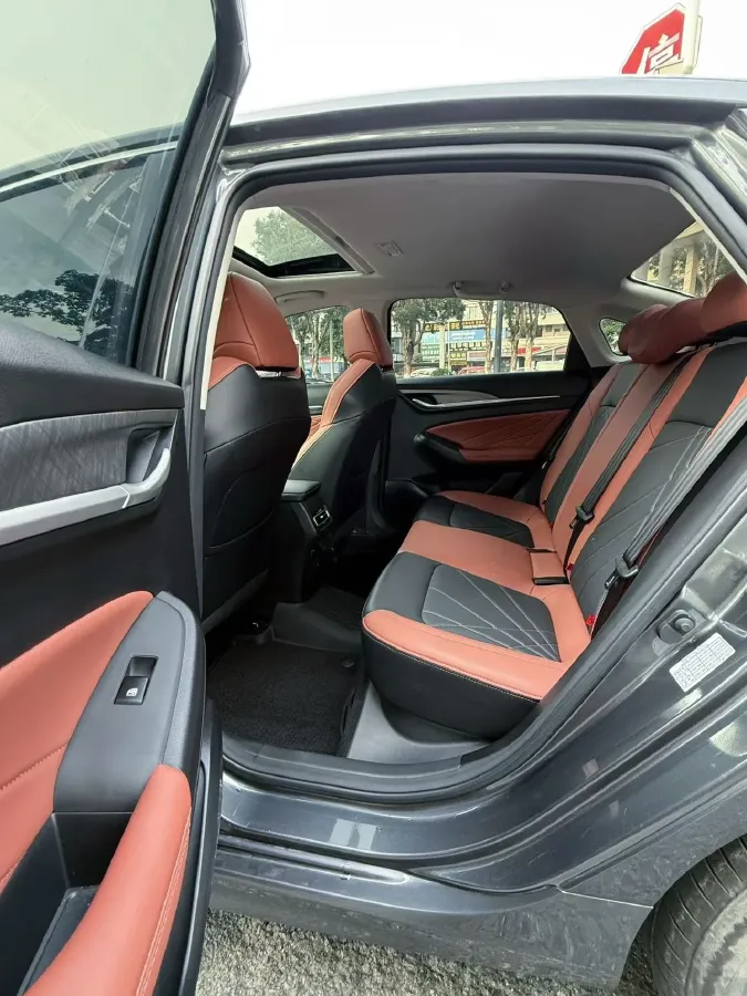 2023 ChangAn Eado 1.4T 160HP L4 7DCT,autocango,china used car exporter,china ev exporter,chinese used car exporter,chinese used ev exporter