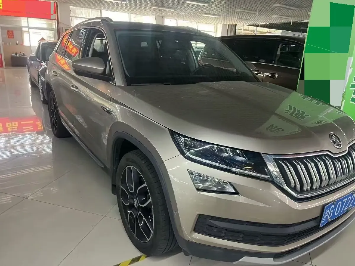 2019 Skoda Superb 2.0T 220HP L4 7DCT,autocango,china used car exporter,china ev exporter,chinese used car exporter,chinese used ev exporter