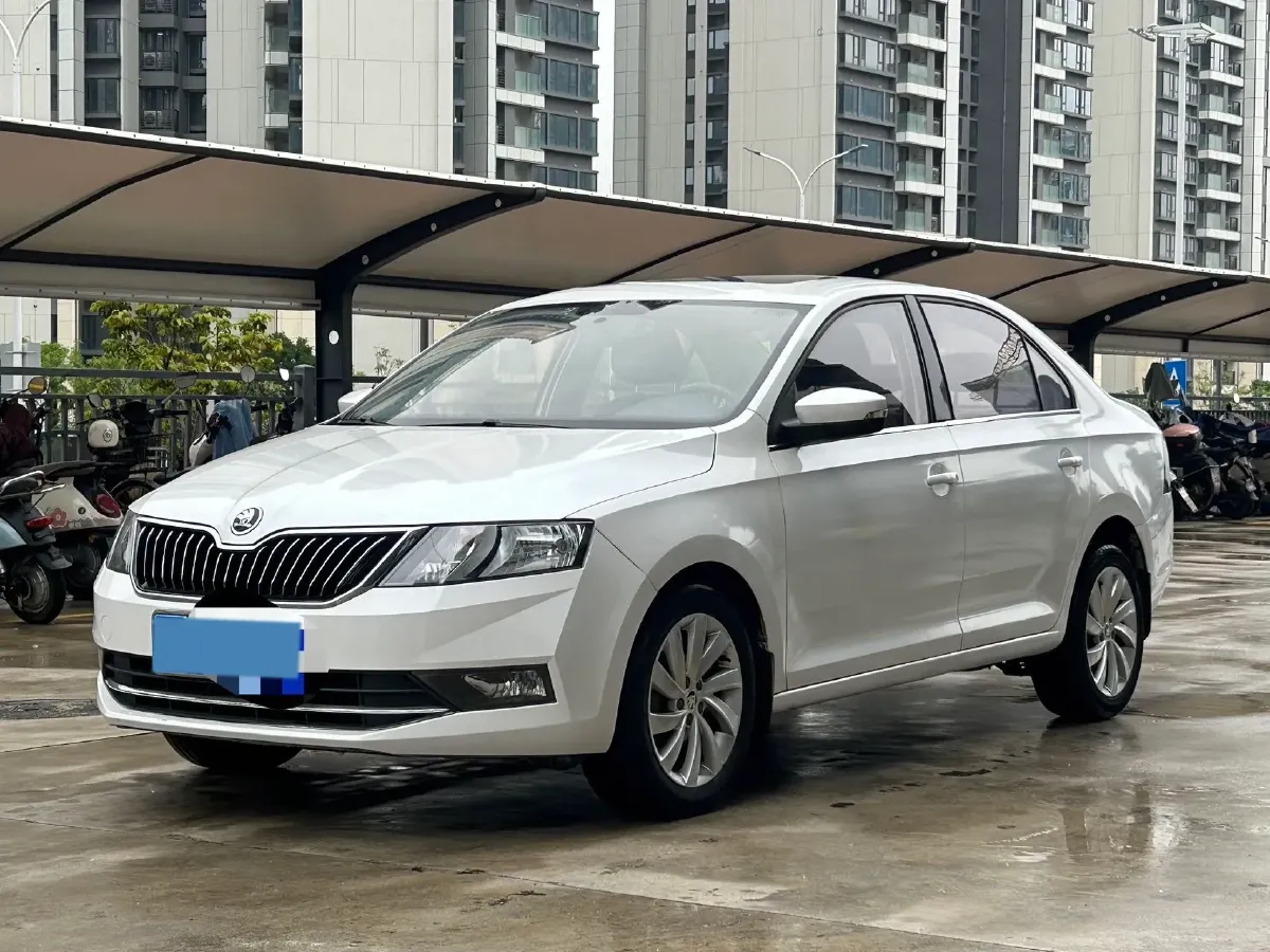 2019 Skoda Rapid Spaceback 1.5L 110HP L4 6AT,autocango,china used car exporter,china ev exporter,chinese used car exporter,chinese used ev exporter