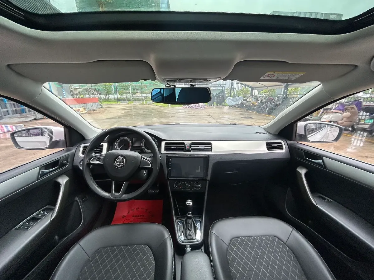 2019 Skoda Rapid Spaceback 1.5L 110HP L4 6AT,autocango,china used car exporter,china ev exporter,chinese used car exporter,chinese used ev exporter