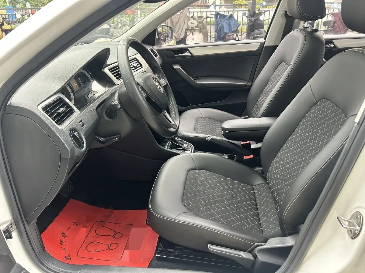 2019 Skoda Rapid Spaceback 1.5L 110HP L4 6AT,autocango,china used car exporter,china ev exporter,chinese used car exporter,chinese used ev exporter