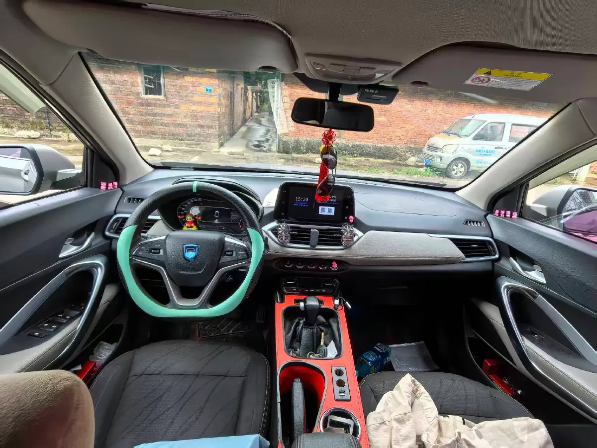 2019 BaoJun 510 1.5L 105HP L4 6MT,autocango,china used car exporter,china ev exporter,chinese used car exporter,chinese used ev exporter