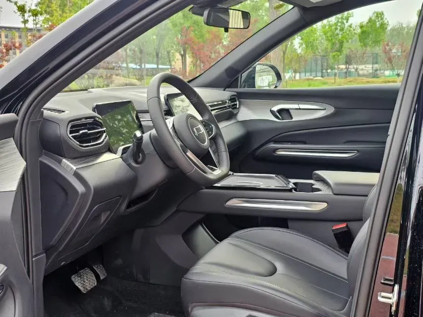 2025 Bestune YueYi 07 1.5T 150HP L4 1DHT PHEV,autocango,china used car exporter,china ev exporter,chinese used car exporter,chinese used ev exporter
