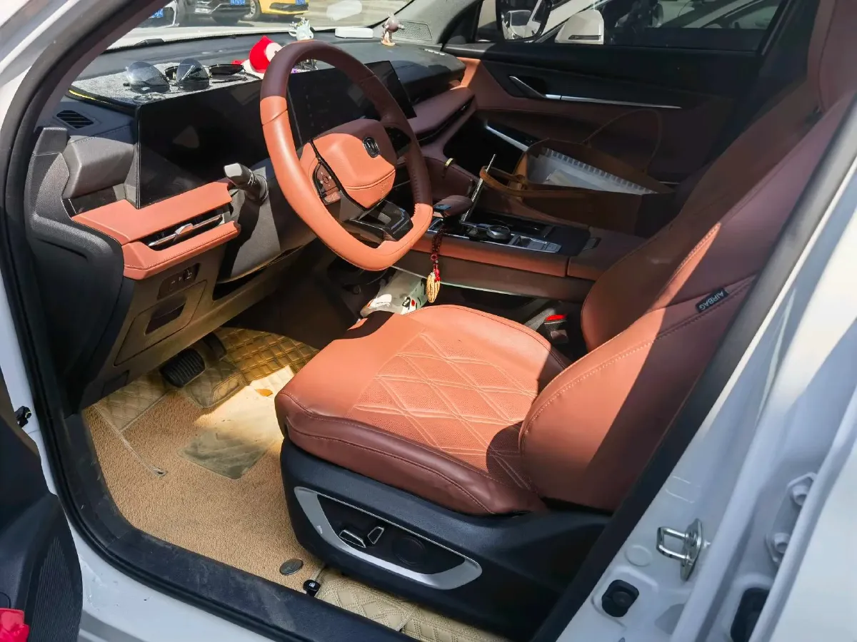 2023 ChangAn CS75 Plus 1.5T 188HP L4 8AT,autocango,china used car exporter,china ev exporter,chinese used car exporter,chinese used ev exporter