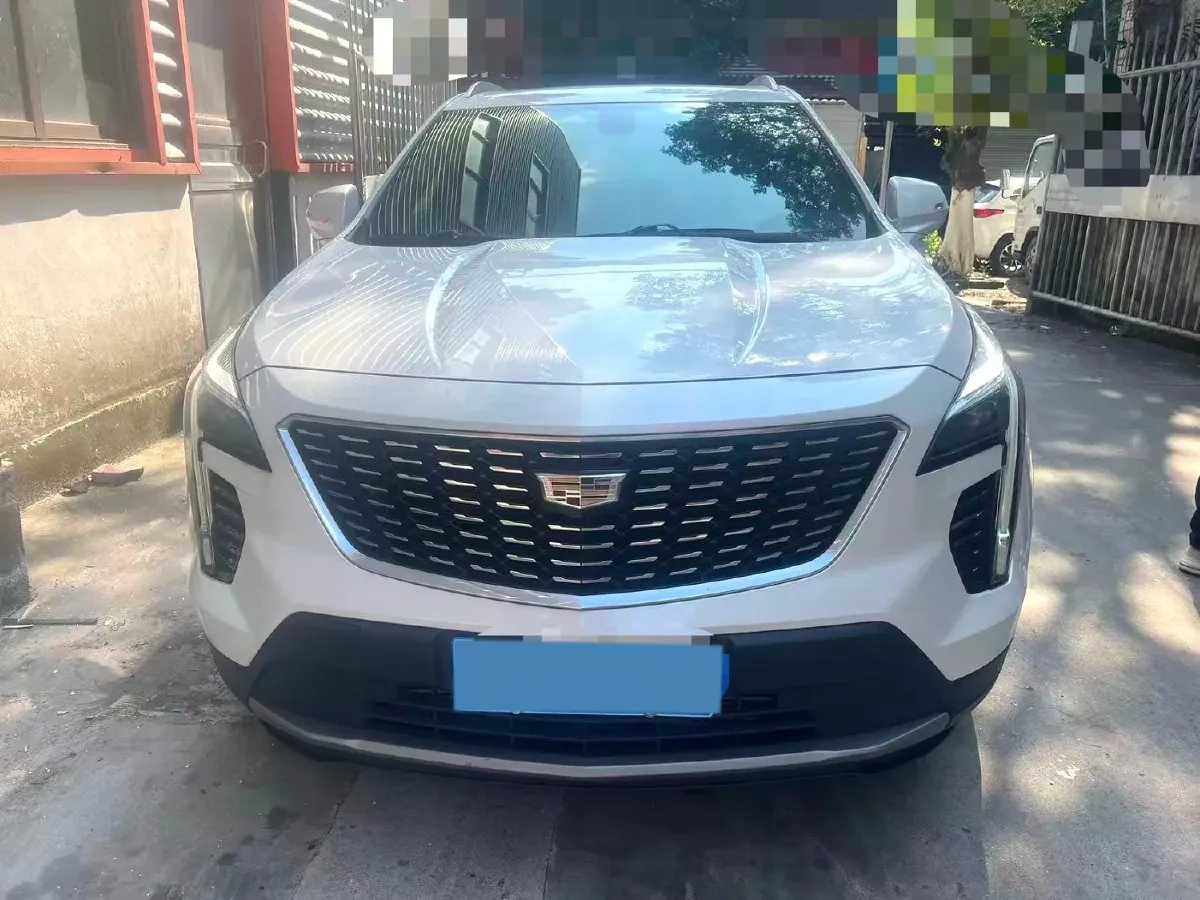2018 Cadillac XT4 2.0T 241HP L4 9AT,autocango,china used car exporter,china ev exporter,chinese used car exporter,chinese used ev exporter