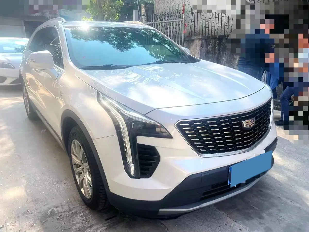 2018 Cadillac XT4 2.0T 241HP L4 9AT,autocango,china used car exporter,china ev exporter,chinese used car exporter,chinese used ev exporter